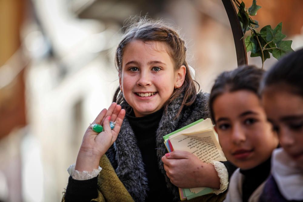 «Les Pastoretes» adoran al Niño en Alcoy