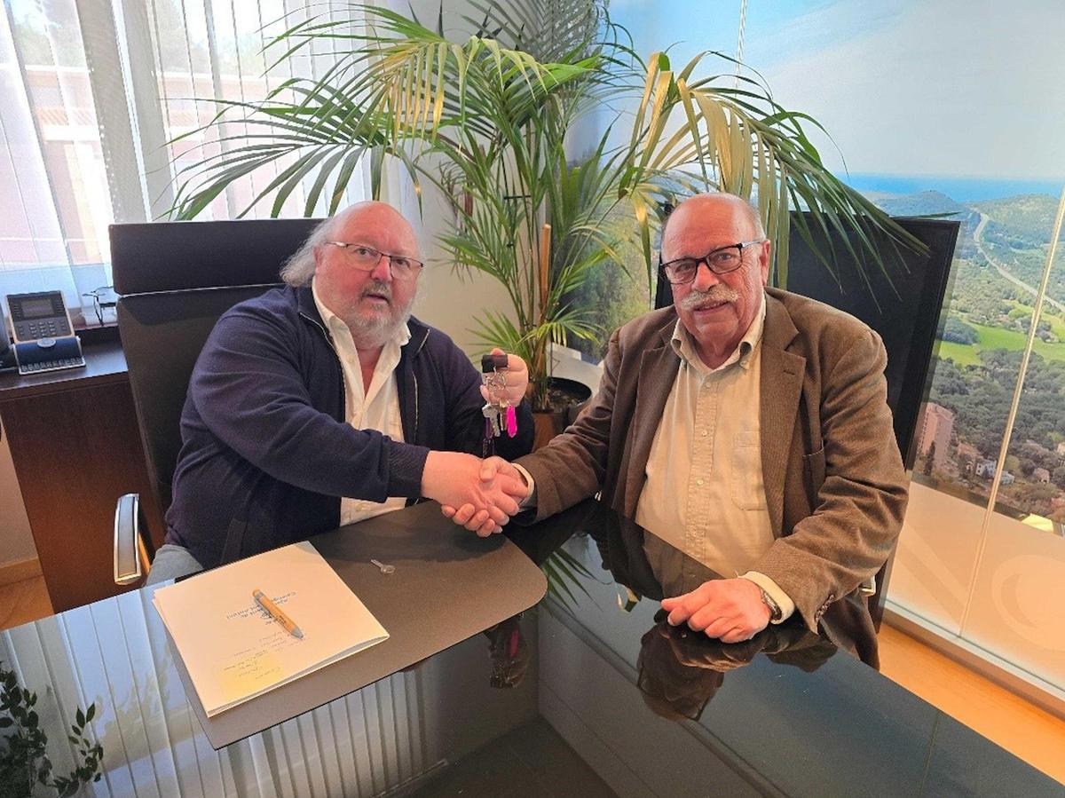 L'alcalde de Calonge, Jordi Soler, i el president de la Fundació Vimar, Lluís Medir