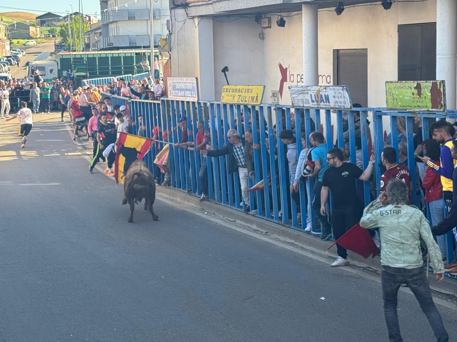 La Bóveda "calienta motores" con los "toros del Agua"