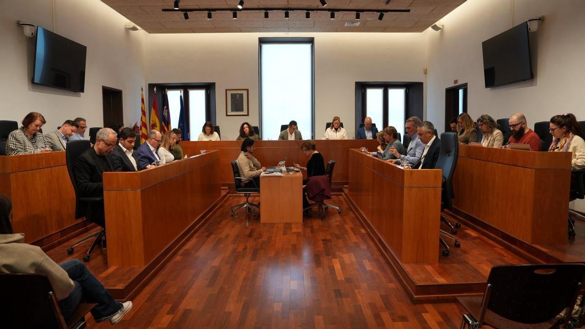 Celebración del pleno de Ibiza en Can Botino este jueves.