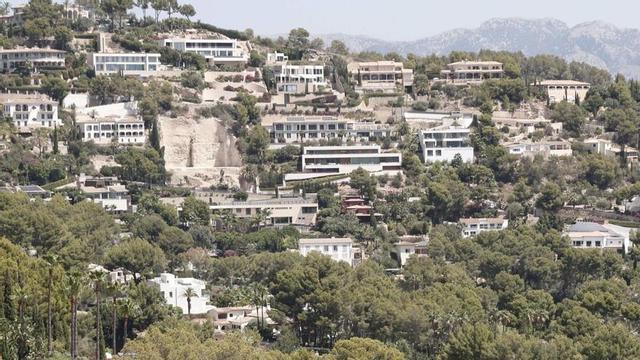 Los precios de las segundas residencias son tan altos en las islas que muchos extranjeros rechazan pagarlos. | M. MIELNIEZUK