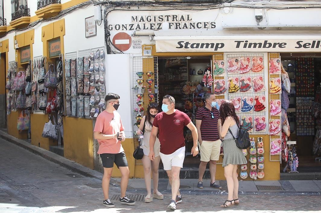 Nueva normalidad en Córdoba: la Judería despierta al turismo