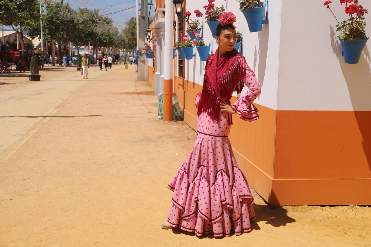 Trajes de gitana en el miércoles de Feria