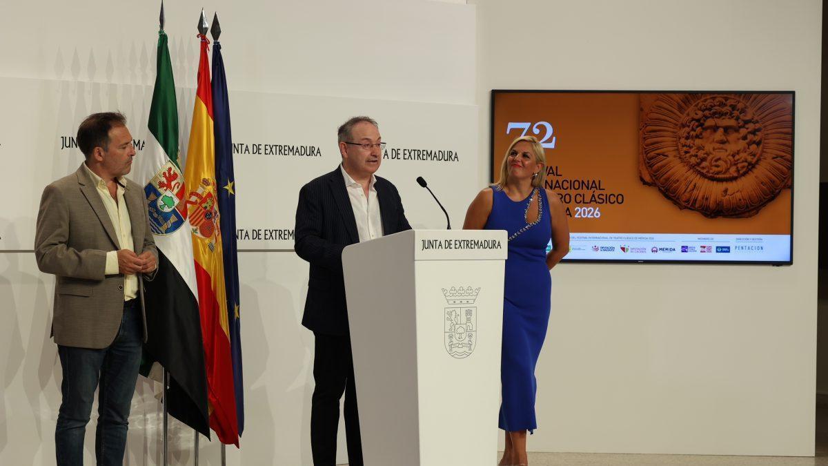 El director del Festival de Mérida, Jesús Cimarro, este lunes.