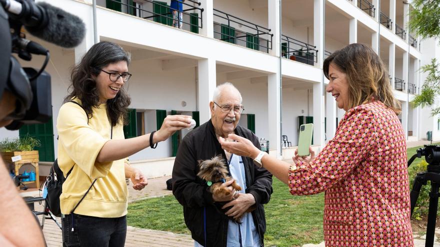 Presentada la guía para que los perros visiten a sus dueños en los hospitales