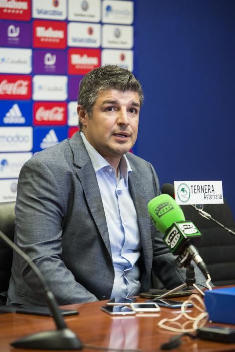 Presentación de Christian Fernández como nuevo jugador del Real Oviedo