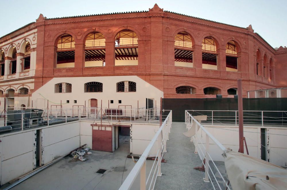 Junto a las reformas del edificio principal, se construirá un espacio anexo que permitirá organizar ferias, conferencias y demás actividades de forma paralela al funcionamiento de la zona inicial.