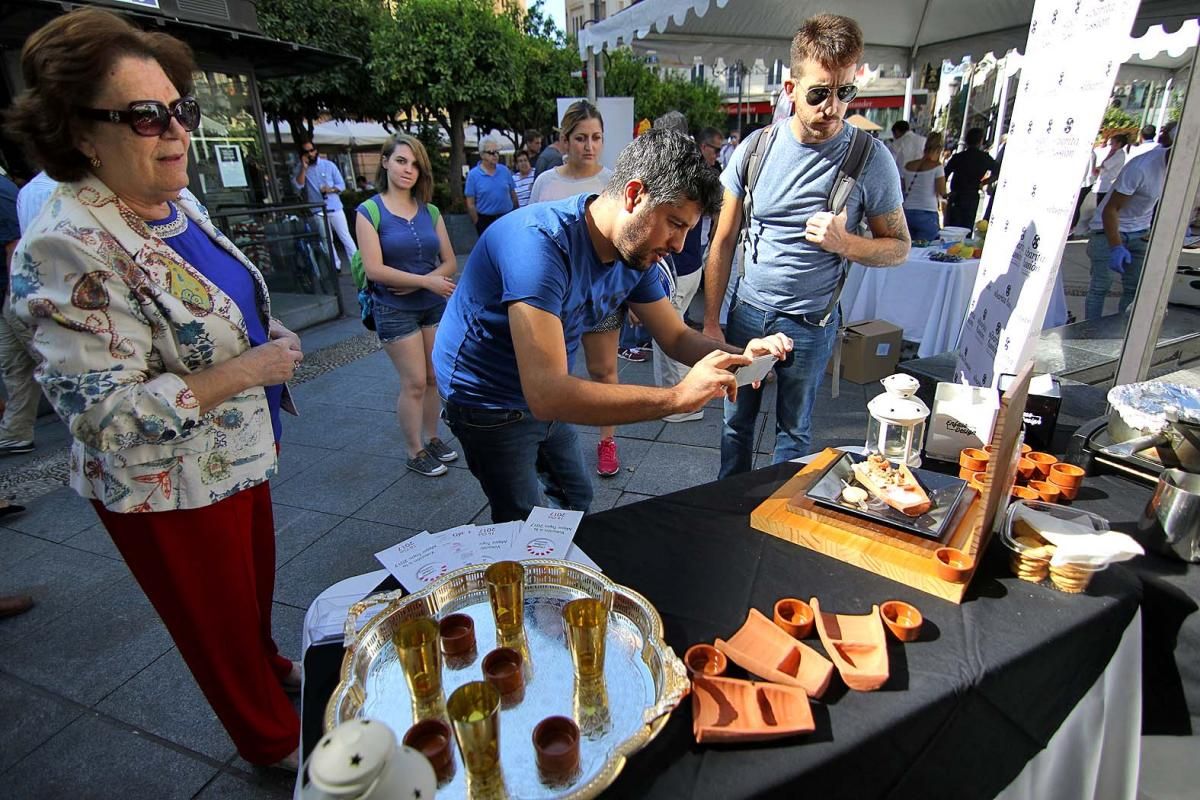 Las Tendillas se llena de olores y sabores con Califato Gourmet