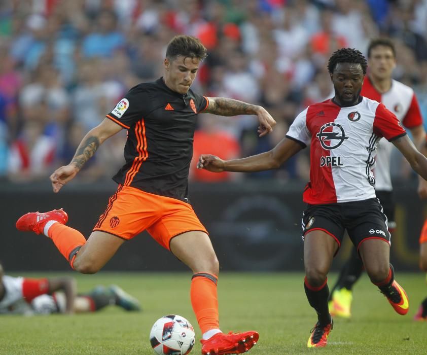 Las mejores imágenes del Feyenoord - Valencia CF