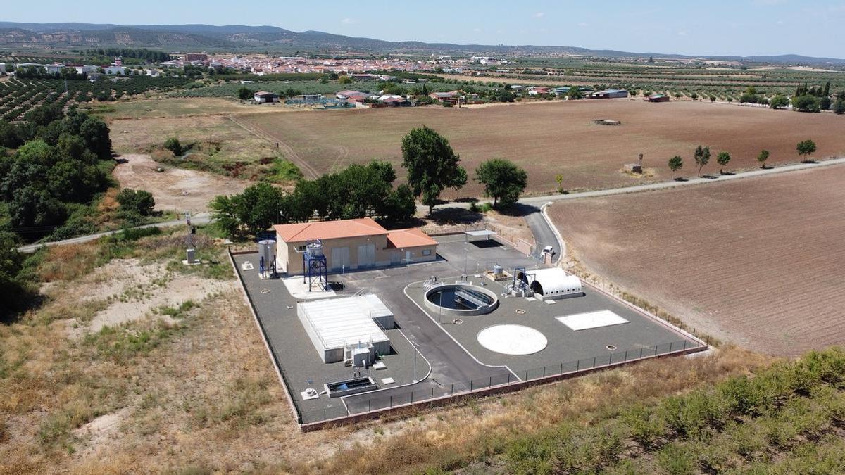 La nueva depuradora de Torre de Miguel Sesmero.
