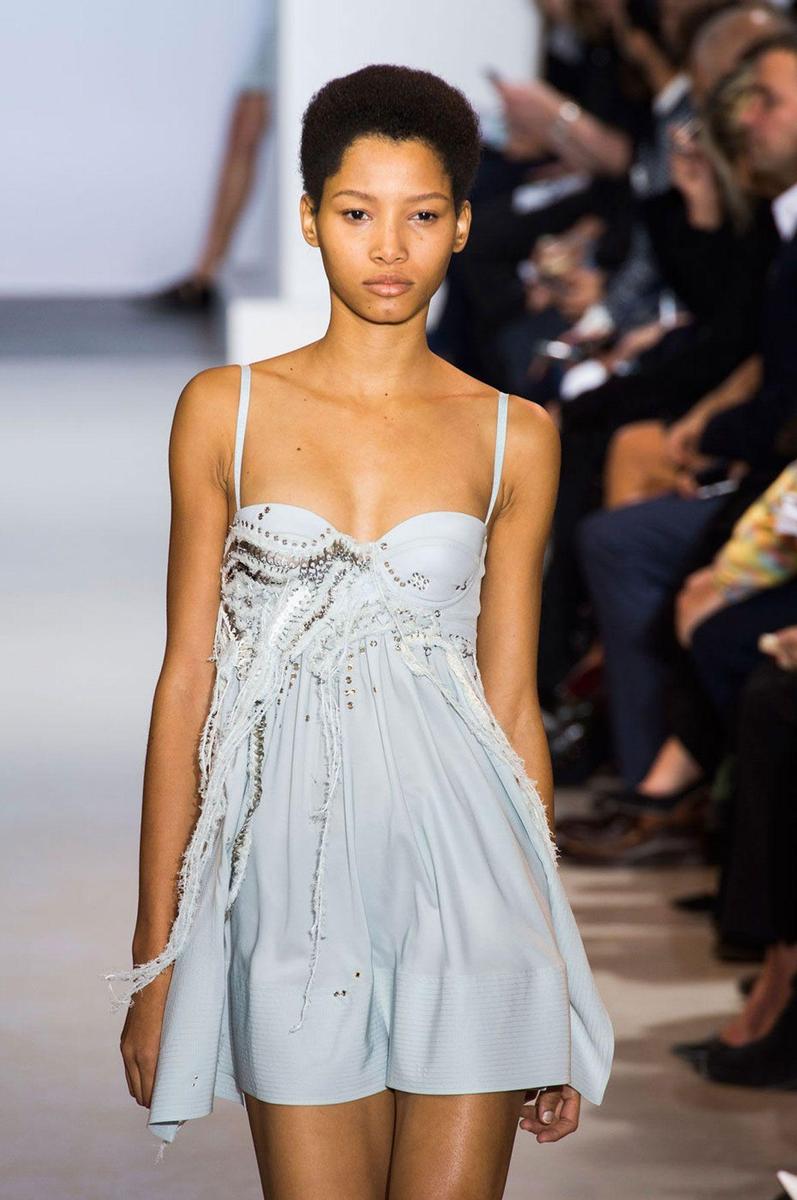 PFW: Paco Rabanne Primavera/Verano 2016, vestido azul