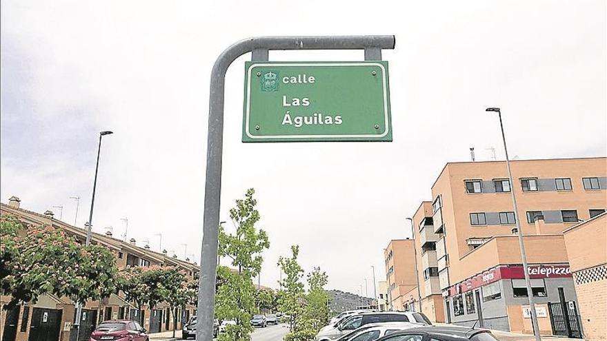 La calle Águilas, de Mejostilla, afectada por las cucarachas - El Periódico  Extremadura