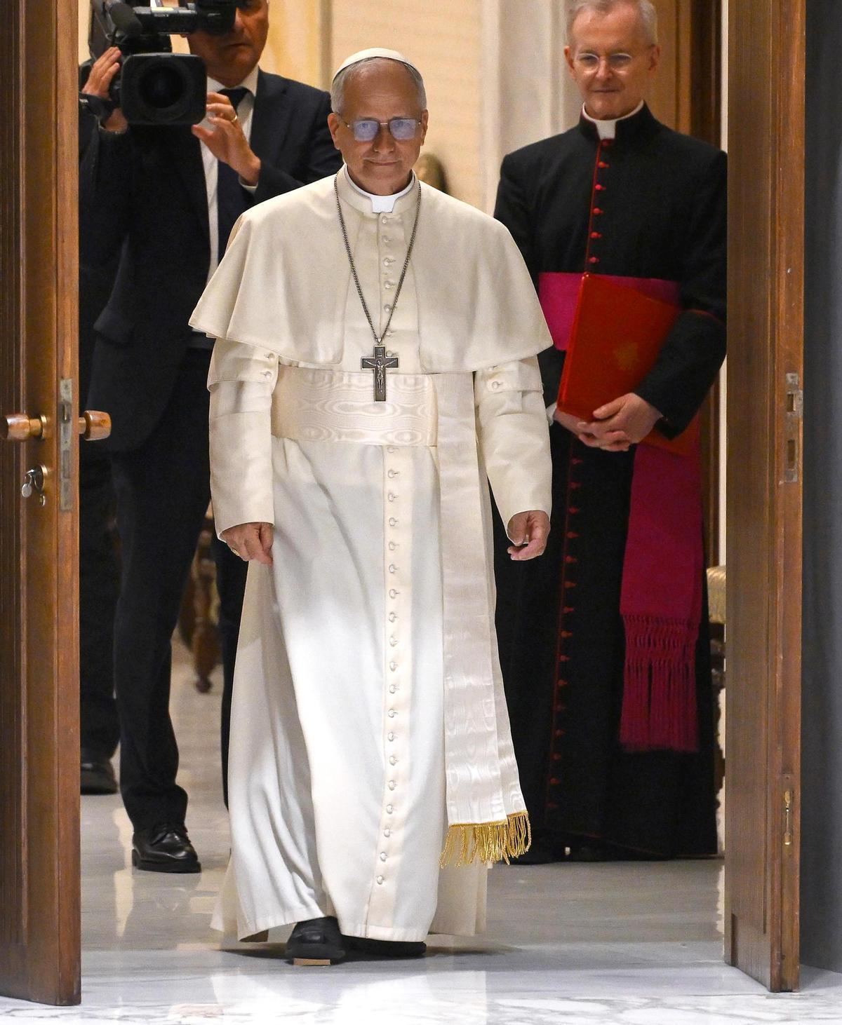 El papa León XIV se reúne con los periodistas en El Vaticano