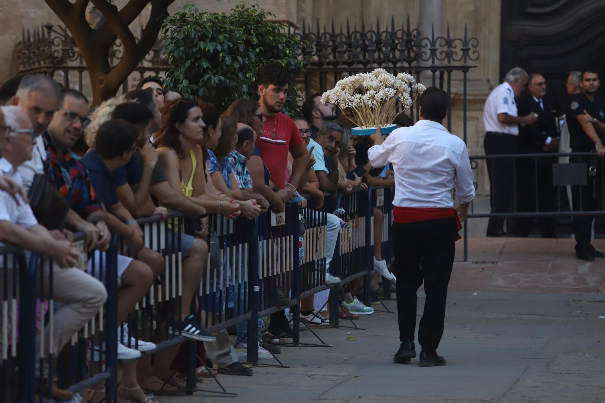 La patrona de Málaga, la Virgen de la Victoria, vuelve a procesionar por las calles de la ciudad