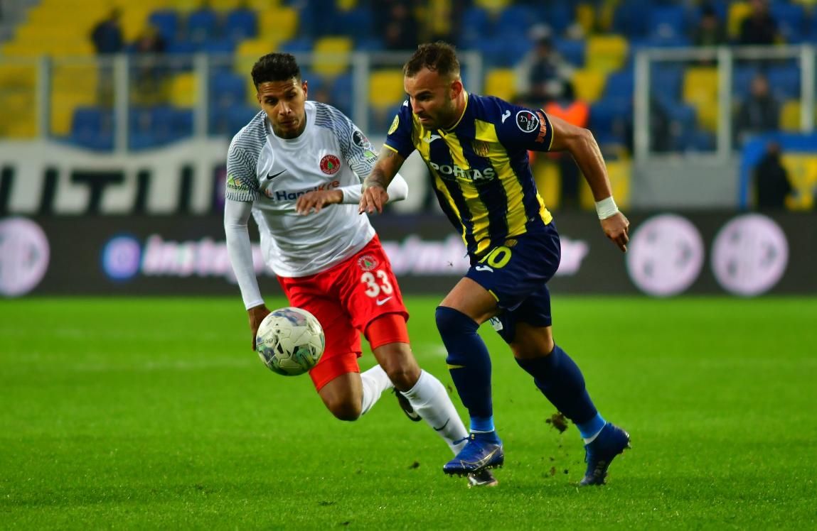 Jesé, en un partido con el Ankaragucu turco.