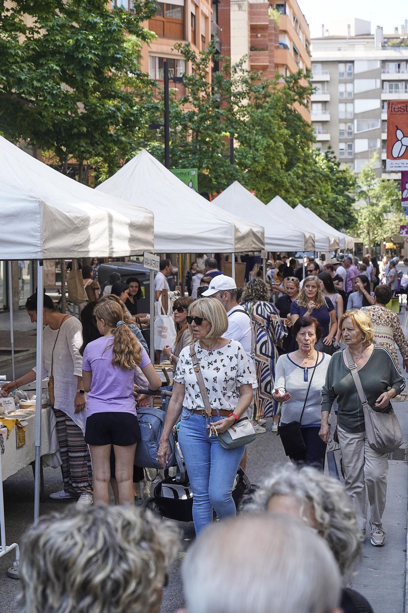 Girona celebra una nova edició de la 'Botiga al carrer'