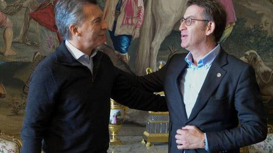 Mauricio Macri y Núñez Feijóo, ayer, en Madrid. // FdV