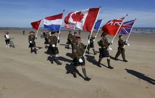 Obama, Hollande y la Reina de Inglaterra han estado presentes en los actos en recuerdo al desembarco de Normandía.