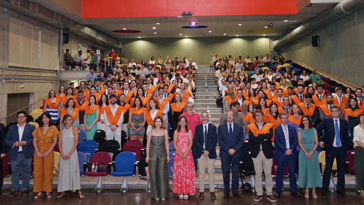 Acto de clausura de los Másteres Oficiales de la Facultad de Economía y Empresa de la UMU