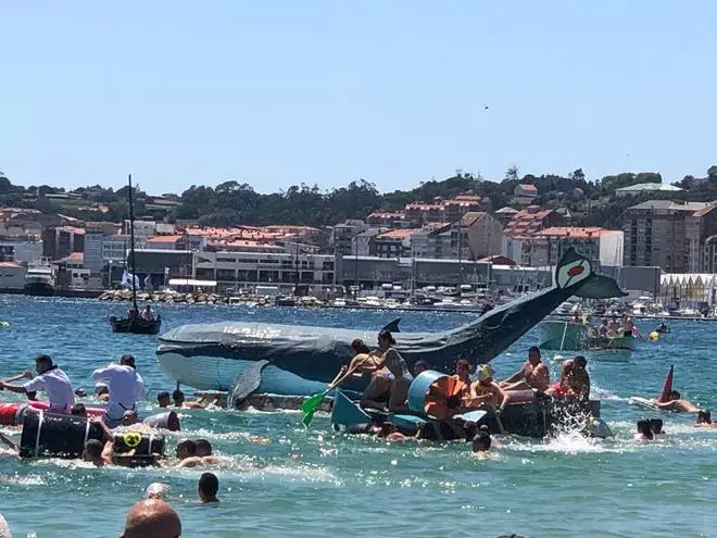 'Rejata de embarcasións feitas á machada e propulsadas a pan de millo' da Festa da Dorna de Ribeira
