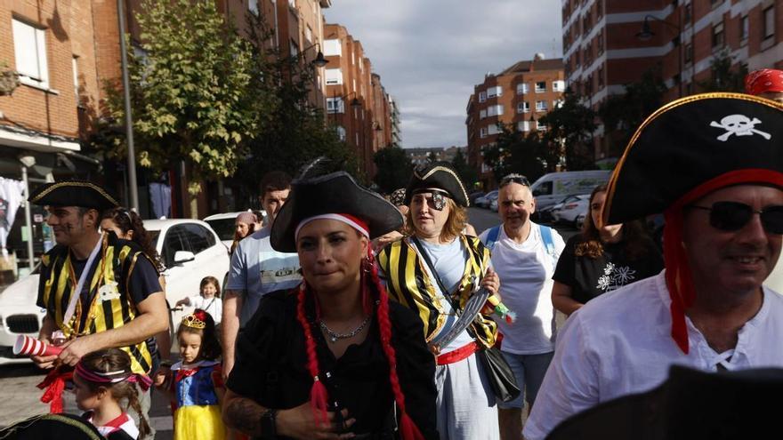 Contrueces inicia sus fiestas, en las que intentará un récord de asistencia con camisetas del Sporting de Gijón