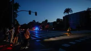 Córdoba se prepara para una noche sin luz: la Policía Local se despliega en los centros cívicos y Emacsa instala generadores