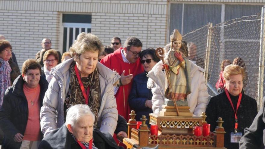 Procesión de San Blas, por Camarzana de Tera.