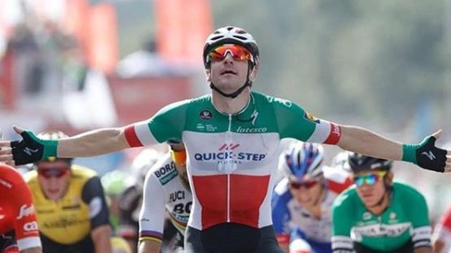 Viviani guanya a l&#039;esprint i la seva segona etapa a la Vuelta