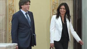 La primera dama 8Topor, el 28 de septiembre, día del debate de la moción de confianza a Puigdemont.