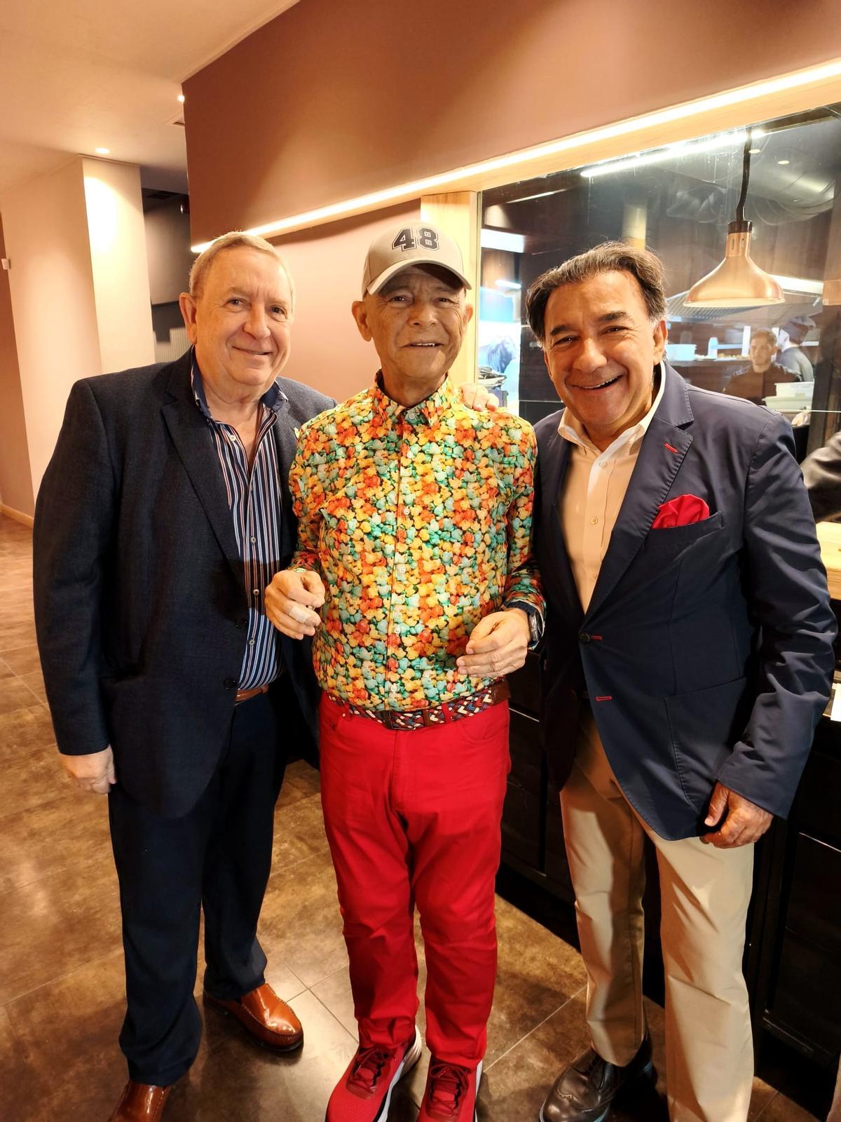 Emotivo almuerzo con el terorense Paco Santana