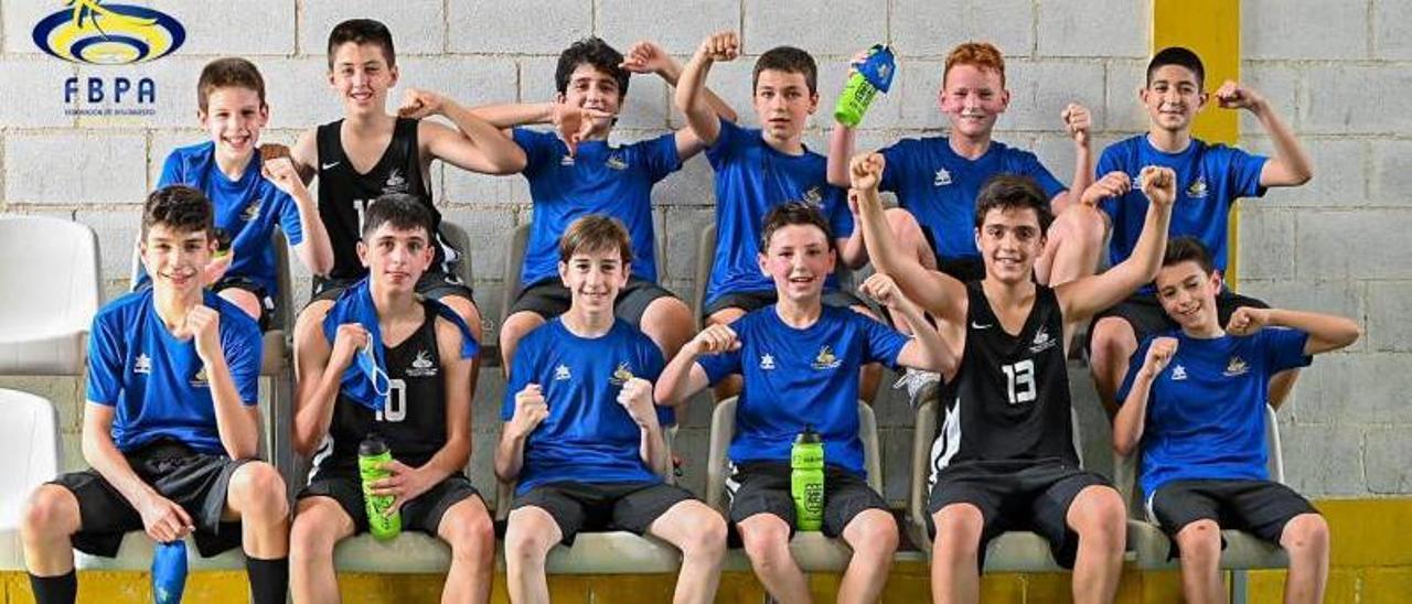 La selección asturiana alevín de baloncesto. |