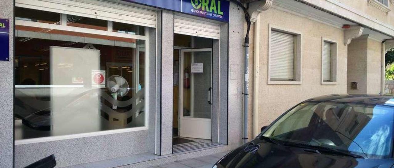 Una imagen de la oficina de recaudación del ORAL en Moaña. // G.N.