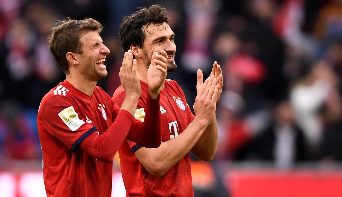 Müller y Hummels, novedades en la convocatoria alemana para la Eurocopa.