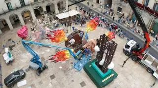 El corazón que llegó de madrugada: la Hoguera Oficial corona su "Identidad"