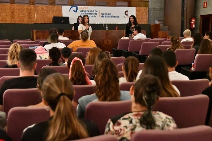 15/10/2019 LAS PALMAS DE GRAN CANARIA.  Asamblea Consejo de Estudiantes de la ULPGC en Humanidaes.  Fotógrafa: YAIZA SOCORRO.  | 15/10/2019 | Fotógrafo: Yaiza Socorro