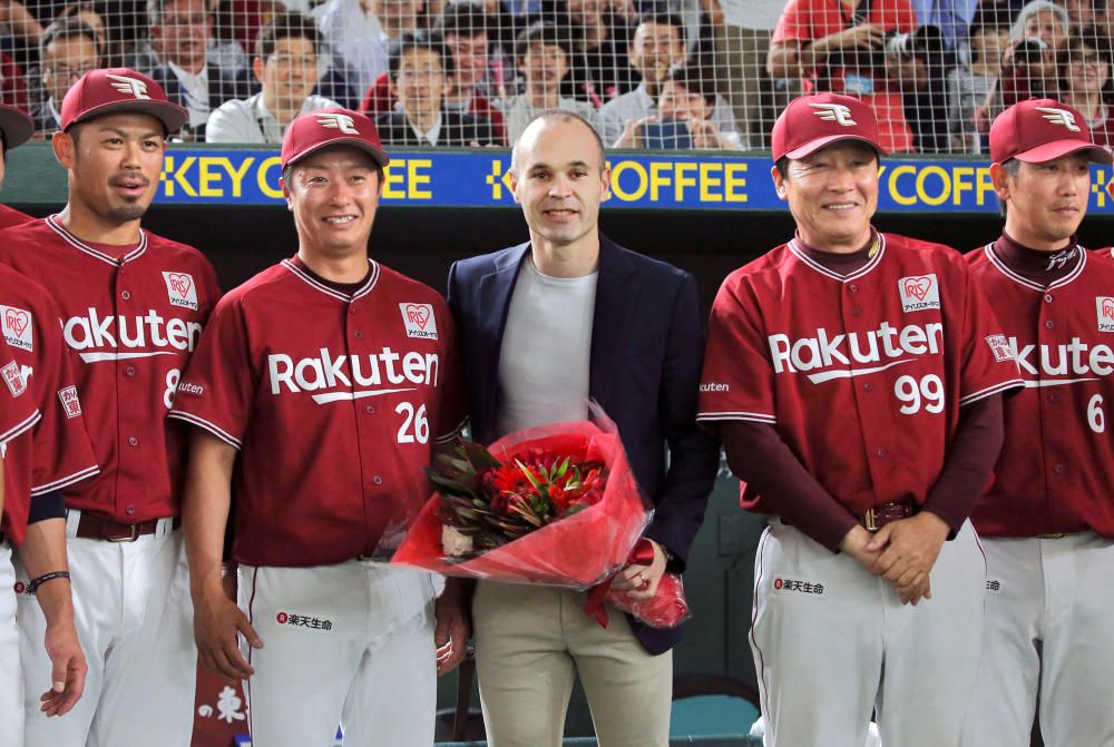 Presentació d'Andrés Iniesta amb el Vissel Kobe