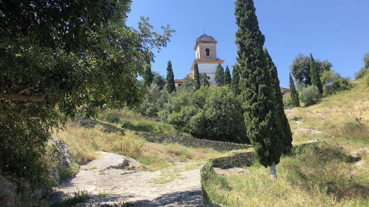 Camino de acceso a la ermita de Sant Josep que será reparado