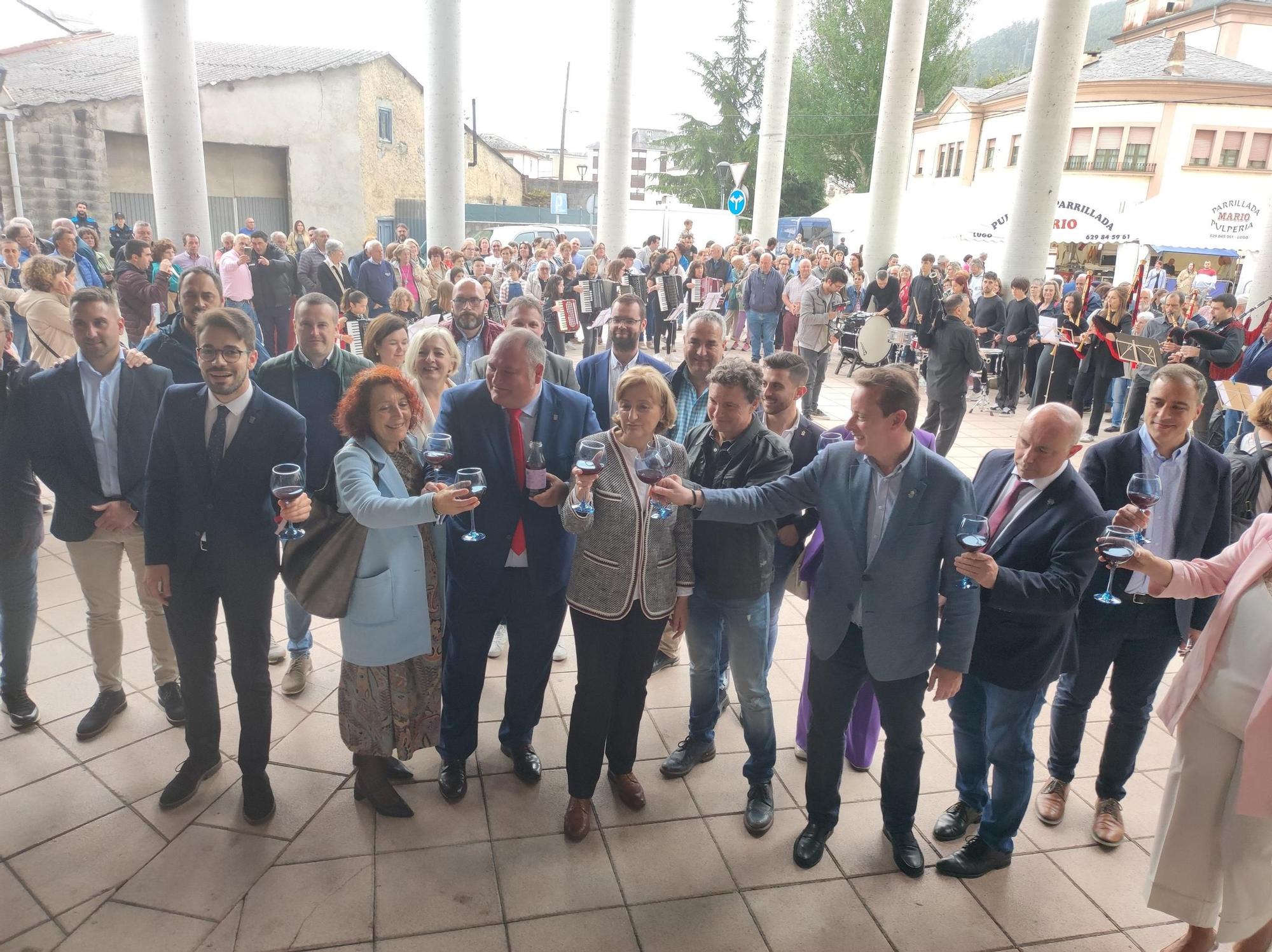 En imágenes: La Feria de Muestras de Vegadeo en la jornada inaugural