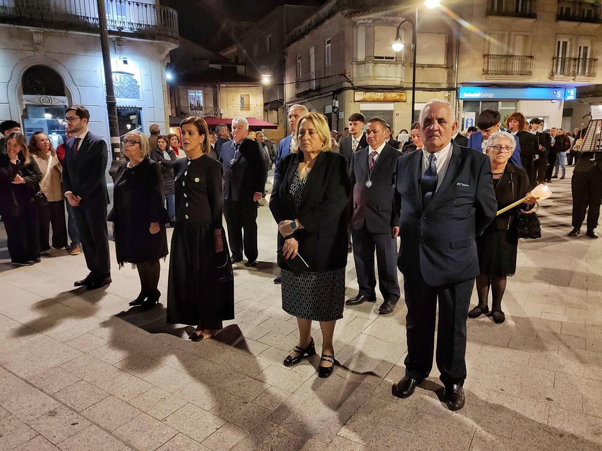 Comitiva política en la procesión