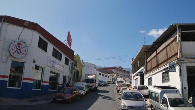 Imagen de una calle del polígono industrial La Ermita de Marbella.