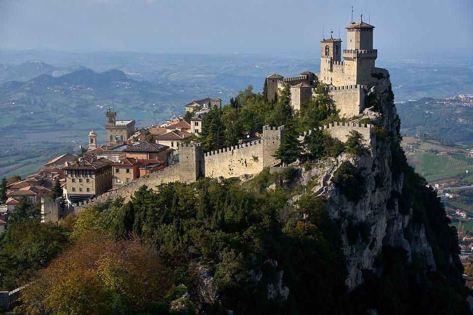 Fortaleza en el Monte Titano, en San Marino.