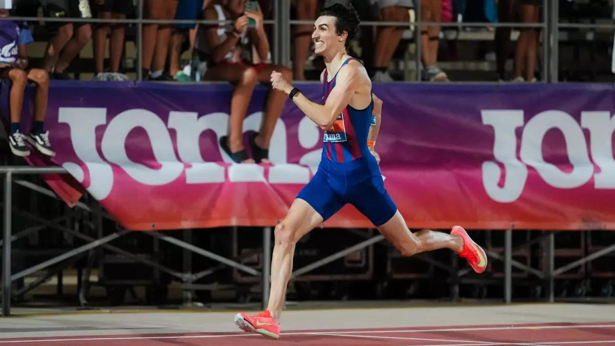Erta y Paula Sevilla reinan en 400, Artur Coll vuela y María Vicente roza la épica