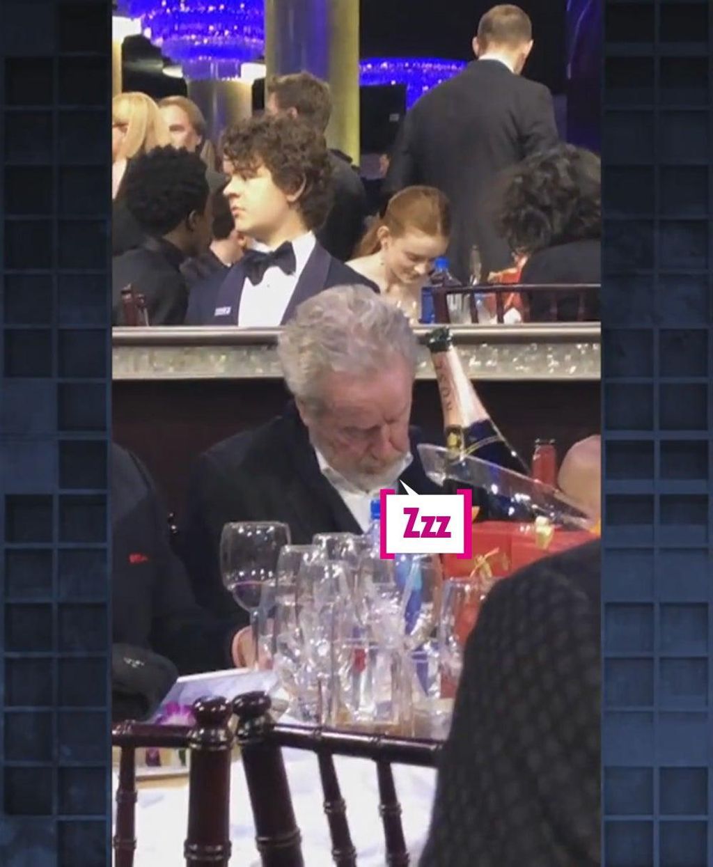 Pantallazo del vídeo de Dakota Johnson grabando a los niños de Stranger Things y a Ridley Scott dormido
