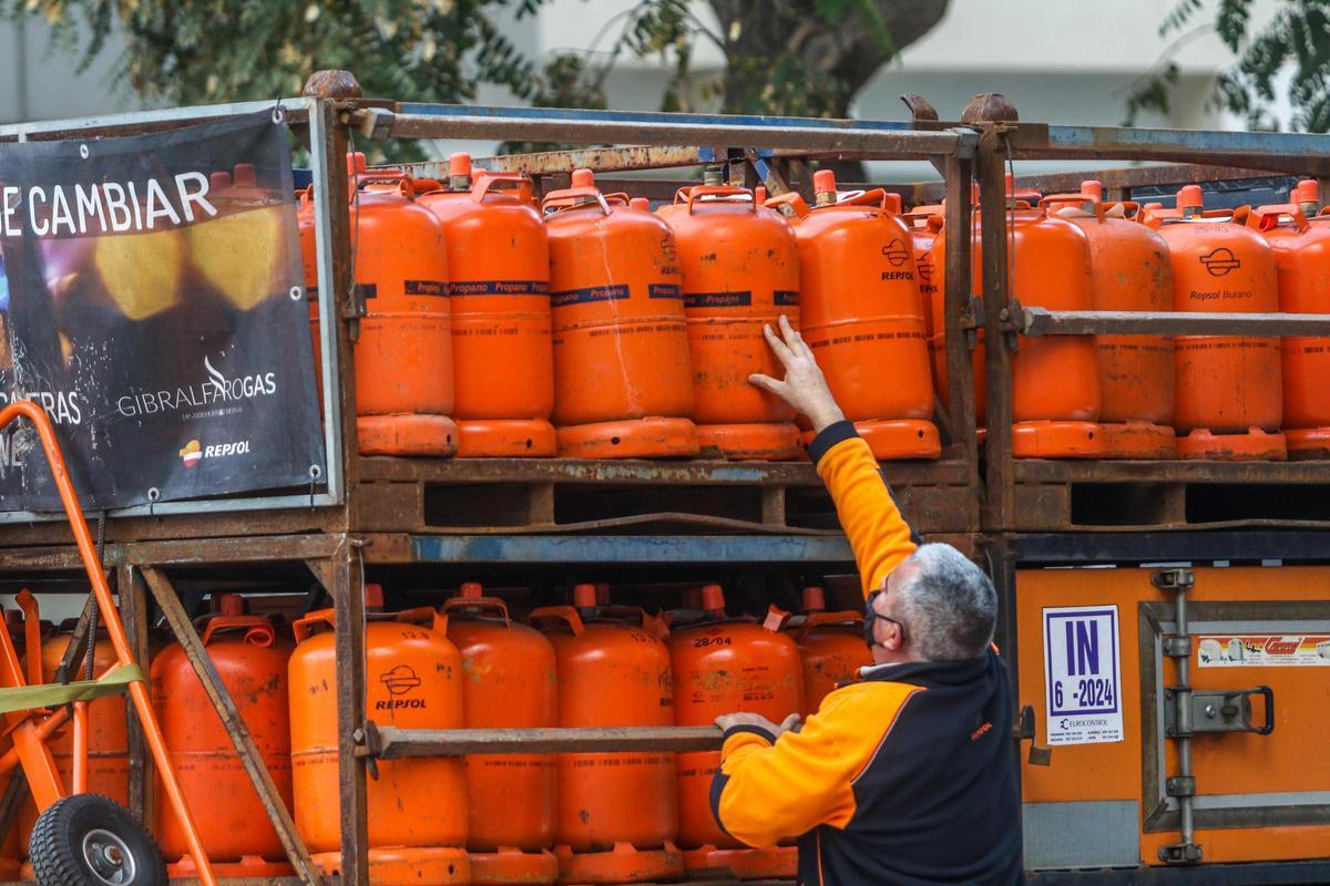 Baja el precio de la bombona de butano.