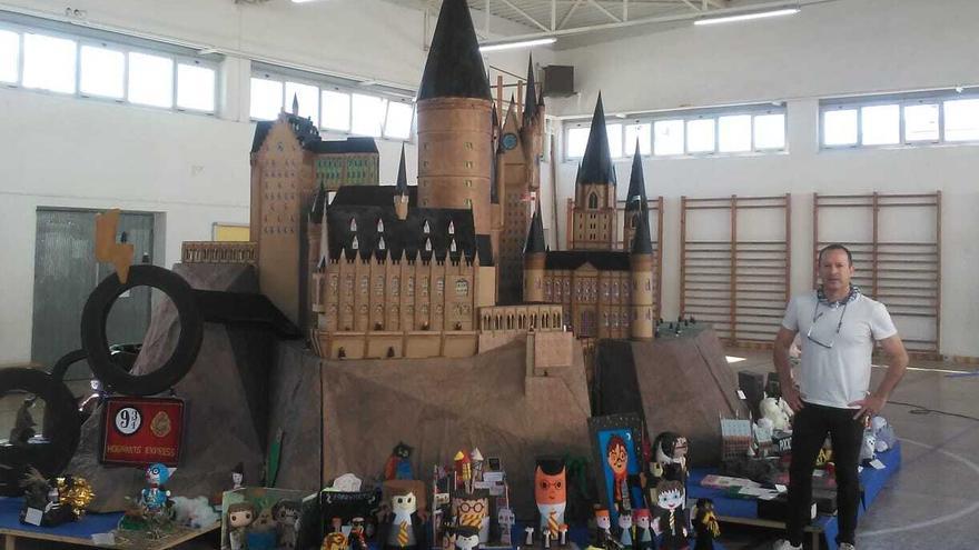 El mundo de Harry Potter se convierte en falla en el CEIP Ausiàs March de Aldaia