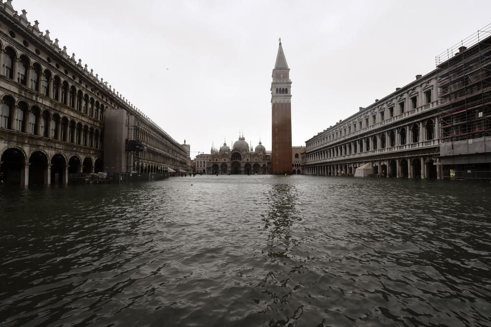 Venecia inundada por el ''acqua alta''