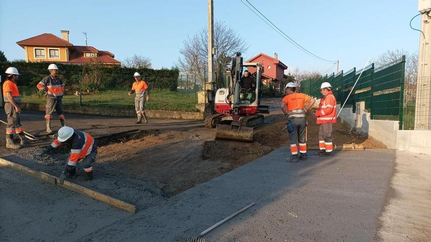 Medio millón de euros y una decena de obras: acelerón al plan para la zona rural de Gijón