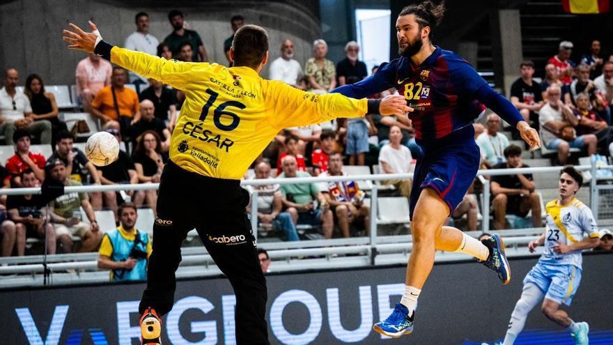 Petar Cikusa despierta a un Barça que acaba arrasando para pasar a semifinales