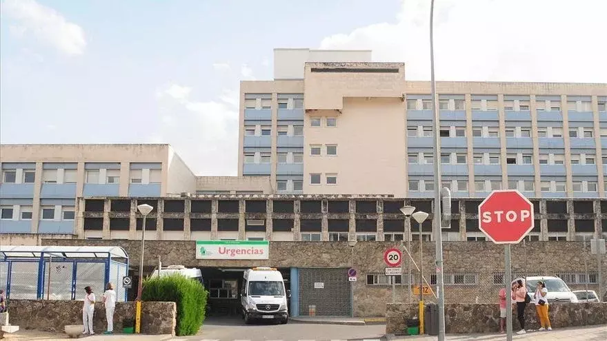Hospital de Plasencia: 36 ingresados por covid y un brote con tres positivos