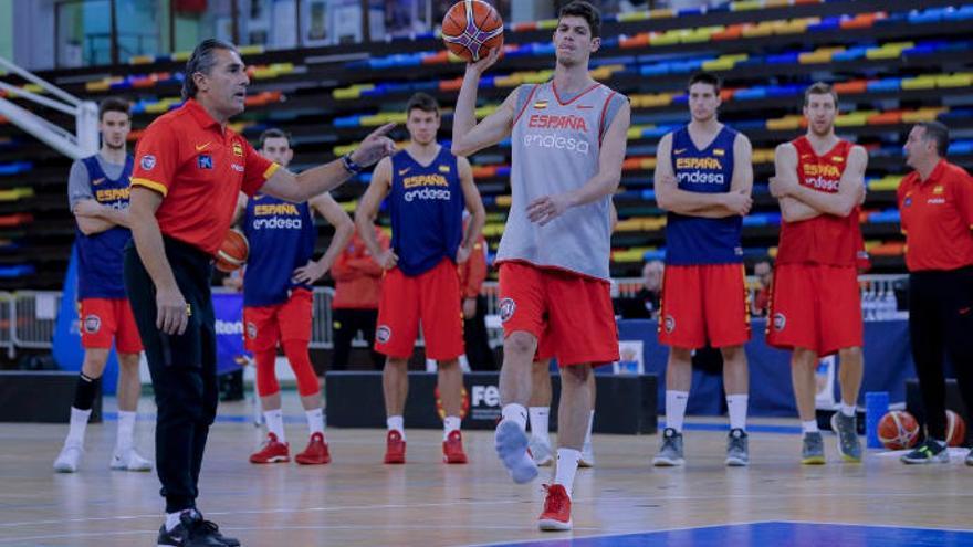 Oliver, Paulí y Rabaseda ya se entrenan con España